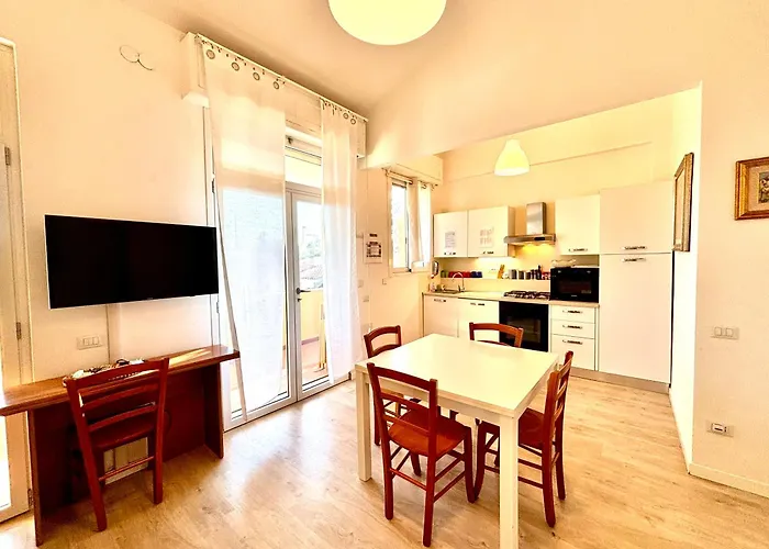 Villa Poetto Beach By Home And Experience , Cagliari, Poetto